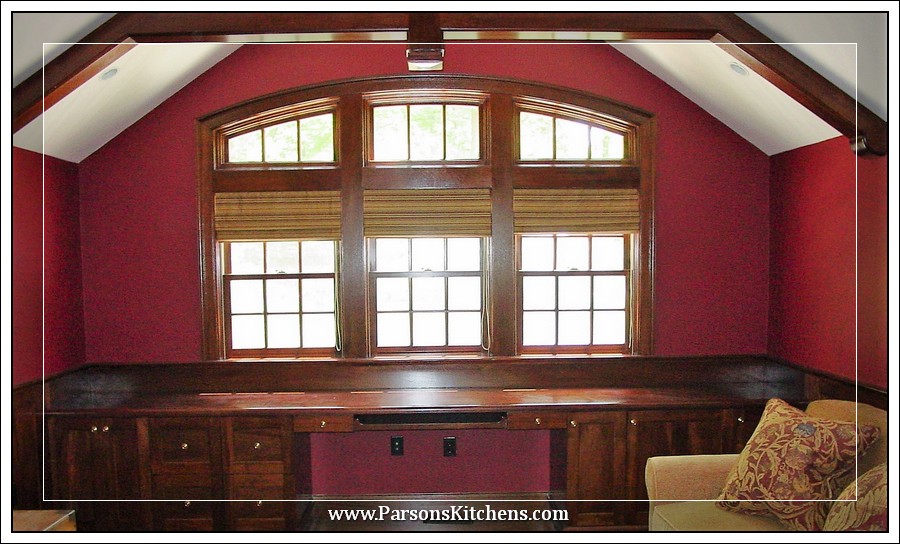 custom-woodworking-project-built-in-by-parsons-kitchens-professional-cabinetmakers-photo-015-web