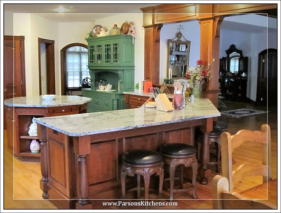 custom-kitchen-cabinets-built-by-parsons-kitchens-professional-cabinetmakers-photo-031-web