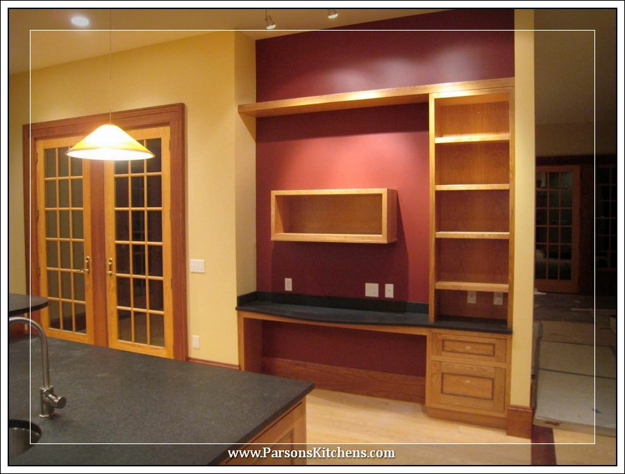 custom-woodworking-project-built-in-by-parsons-kitchens-professional-cabinetmakers-photo-018-web