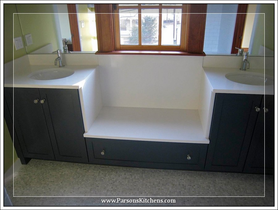 custom-bathroom-cabinetry-built-by-parsons-kitchens-professional-cabinetmakers-photo-007-web