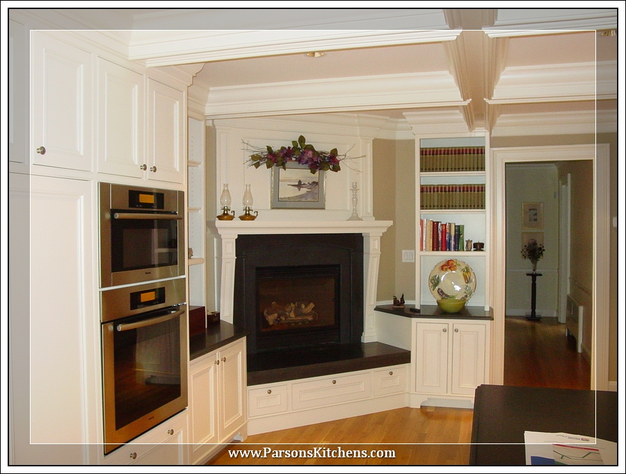 custom-kitchen-cabinets-built-by-parsons-kitchens-professional-cabinetmakers-photo-048-web